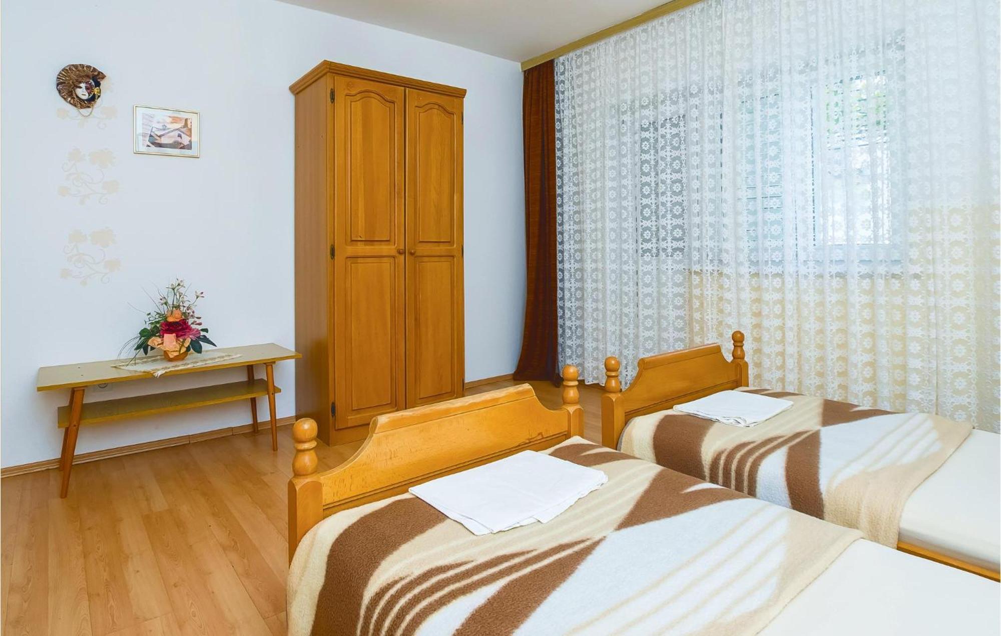 Beautiful Apartment In Omis With Wifi エクステリア 写真