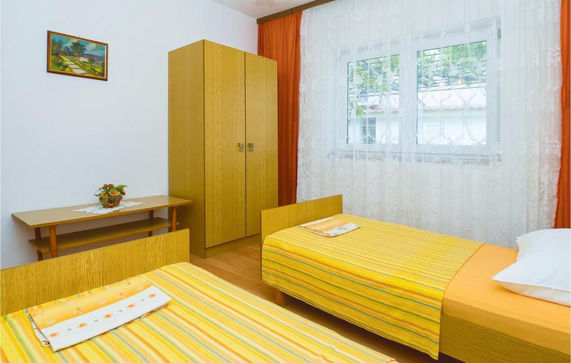 Beautiful Apartment In Omis With Wifi エクステリア 写真
