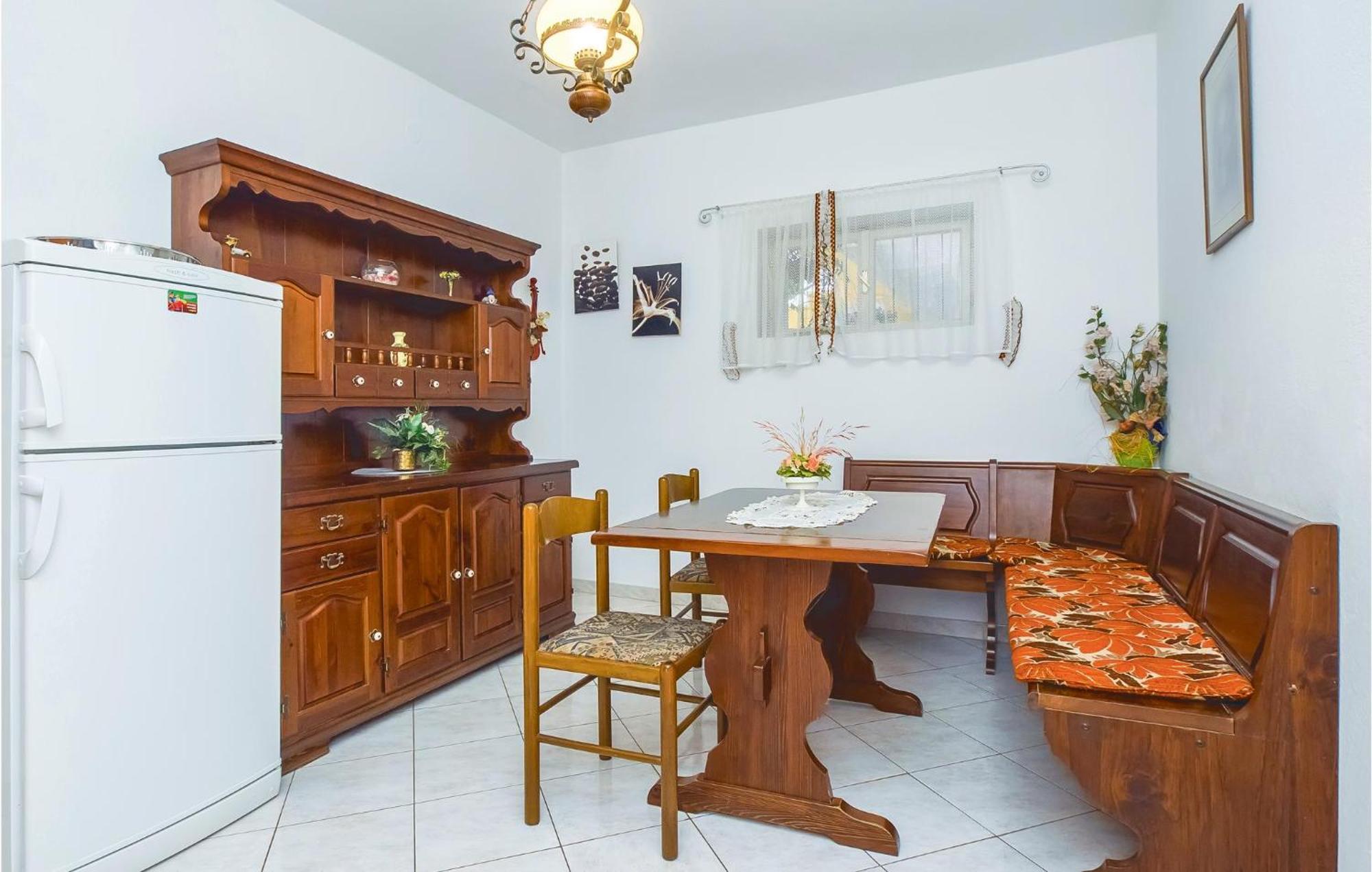 Beautiful Apartment In Omis With Wifi エクステリア 写真