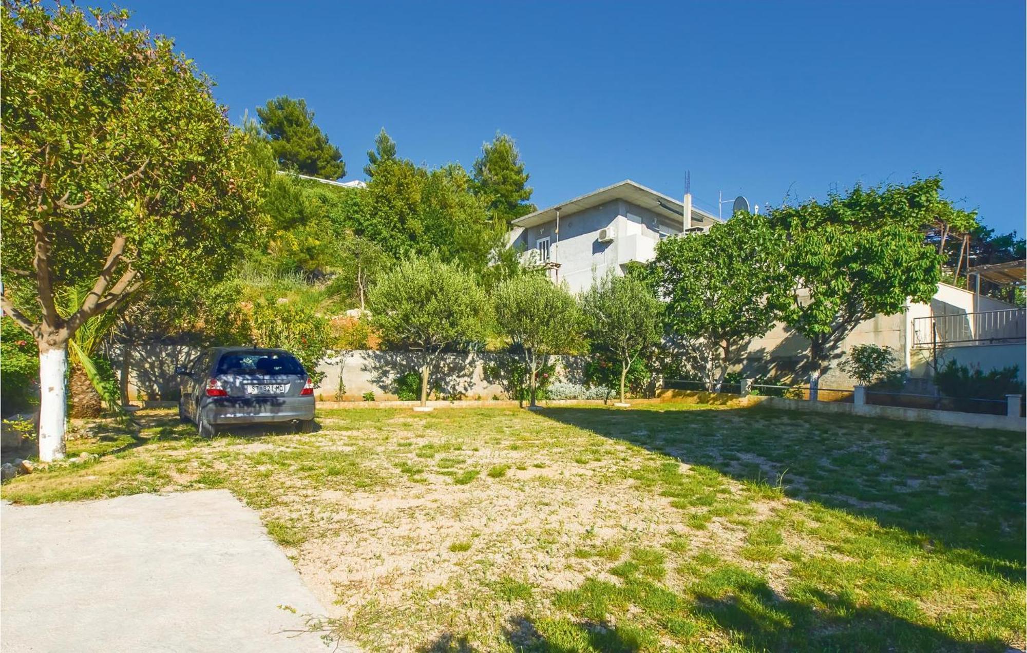 Beautiful Apartment In Omis With Wifi エクステリア 写真